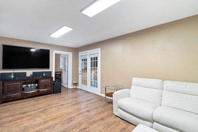 516 John Street, Eden, NC 27288