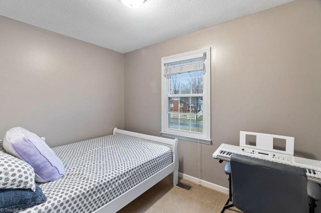 516 John Street, Eden, NC 27288