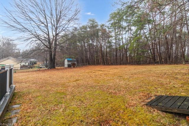 516 John Street, Eden, NC 27288