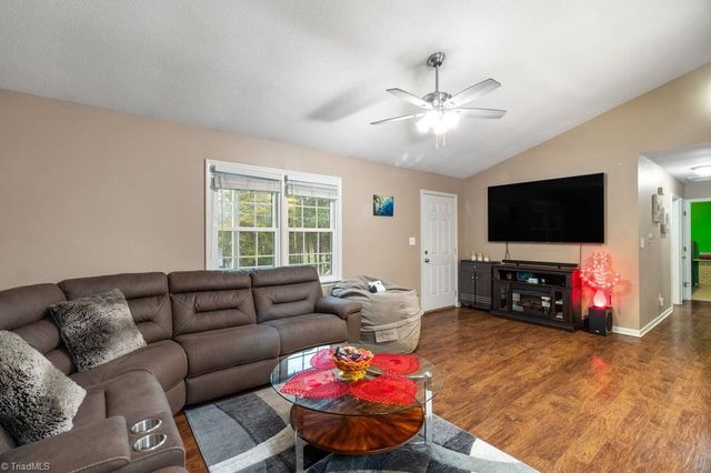 516 John Street, Eden, NC 27288