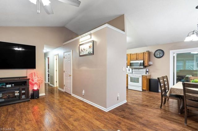 516 John Street, Eden, NC 27288