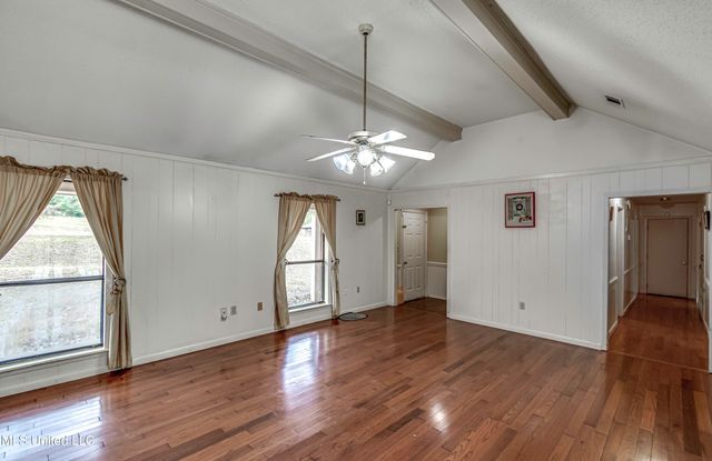 1609 Old Vicksburg Road, Clinton, MS 39056