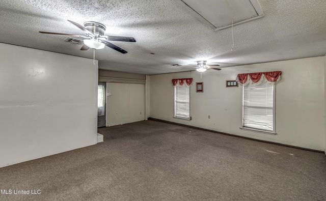 1609 Old Vicksburg Road, Clinton, MS 39056