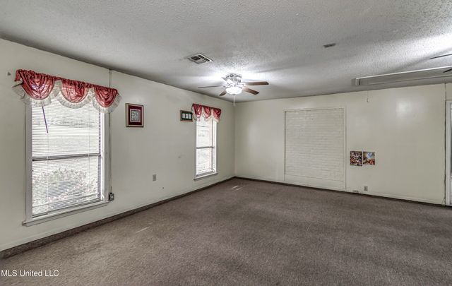 1609 Old Vicksburg Road, Clinton, MS 39056