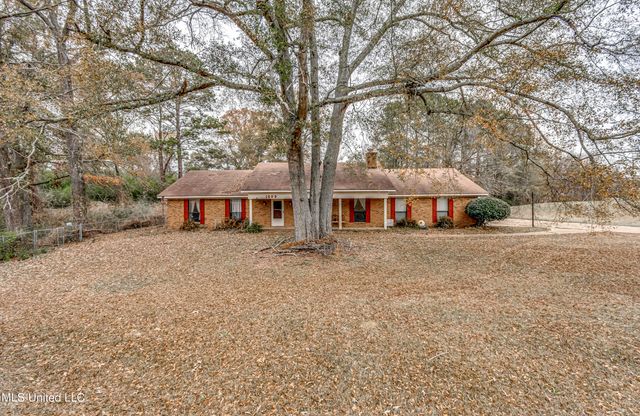 1609 Old Vicksburg Road, Clinton, MS 39056