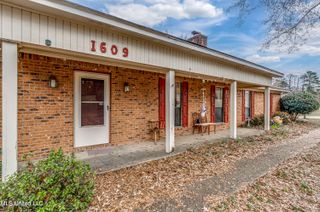 1609 Old Vicksburg Road, Clinton, MS 39056