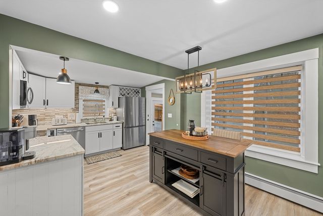 7 Nipmuck, Webster, MA 01570