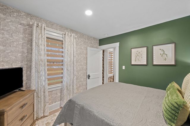 7 Nipmuck, Webster, MA 01570