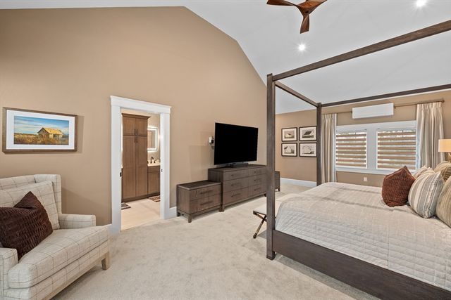 7 Nipmuck, Webster, MA 01570