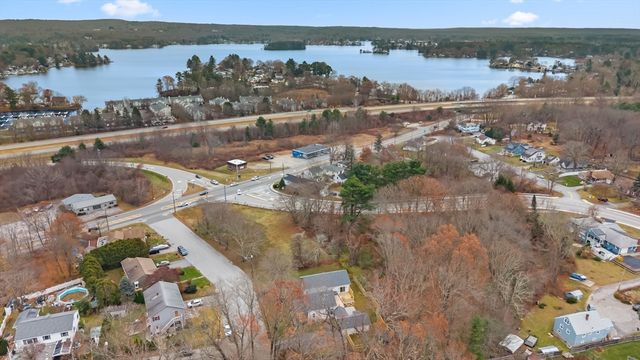 7 Nipmuck, Webster, MA 01570