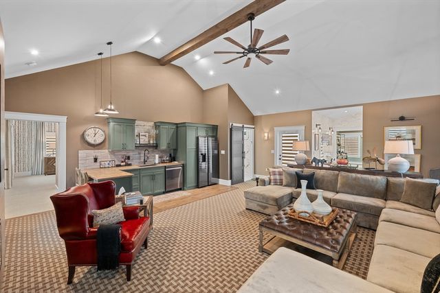 7 Nipmuck, Webster, MA 01570