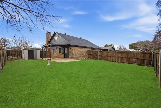 1705 Redbird Circle, Lewisville, TX 75067