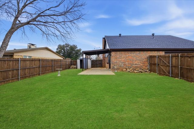 1705 Redbird Circle, Lewisville, TX 75067