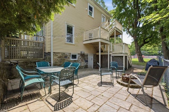 181 Churchills Lane 1, Milton, MA 02186