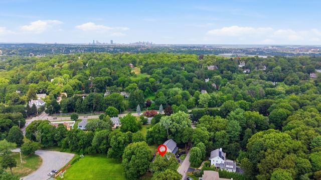 181 Churchills Lane 1, Milton, MA 02186