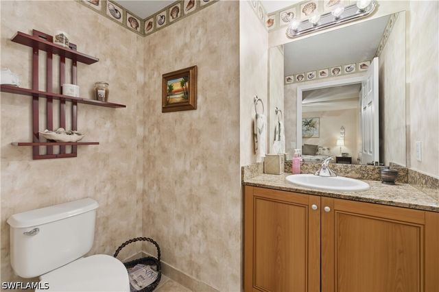 20321 Estero Gardens CIR 104, Estero, FL 33928