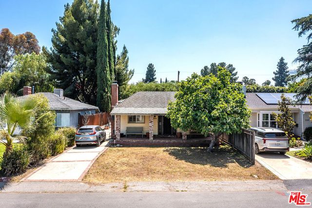 15144 Morrison Street, Sherman Oaks, CA 91403