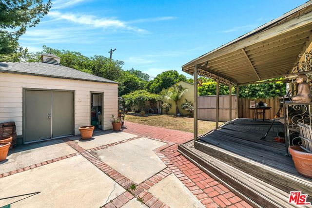15144 Morrison Street, Sherman Oaks, CA 91403