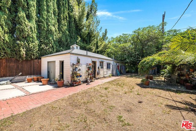 15144 Morrison Street, Sherman Oaks, CA 91403