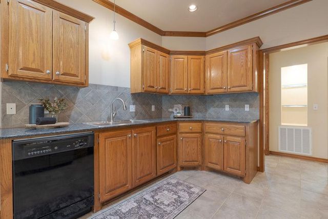 1714 Bridlewood Court, Shawnee, OK 74804