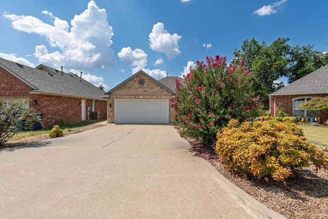 1714 Bridlewood Court, Shawnee, OK 74804