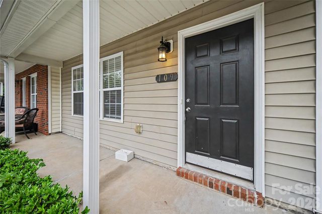 109 Fredericks Court, Mooresville, NC 28117