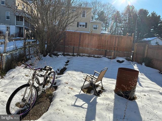 124 E HIGH ST, Coaldale, PA 18218