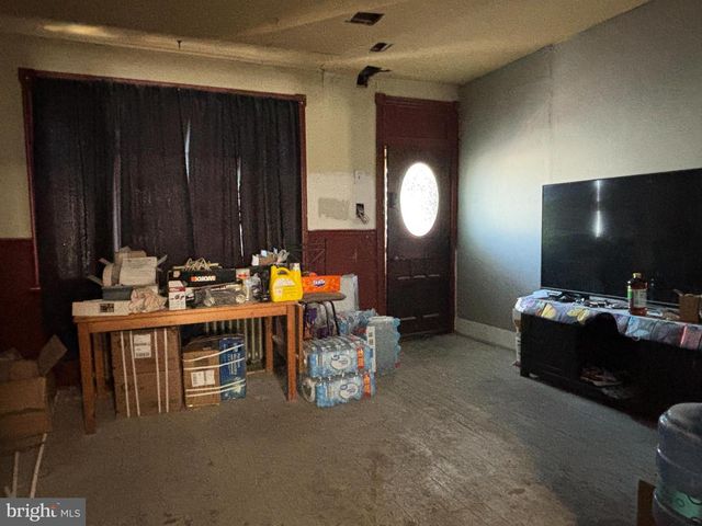 124 E HIGH ST, Coaldale, PA 18218