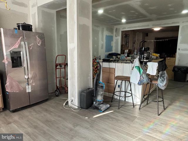 124 E HIGH ST, Coaldale, PA 18218