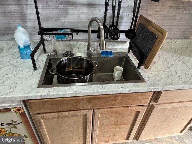 124 E HIGH ST, Coaldale, PA 18218