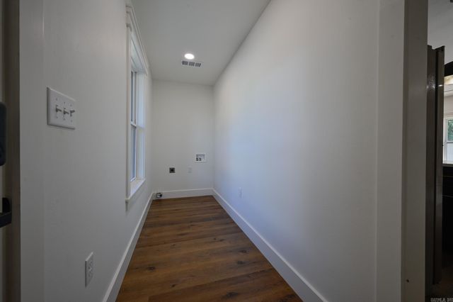 918 Reine Street, Mena, AR 71953