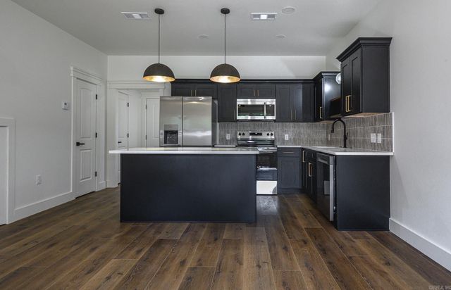 918 Reine Street, Mena, AR 71953