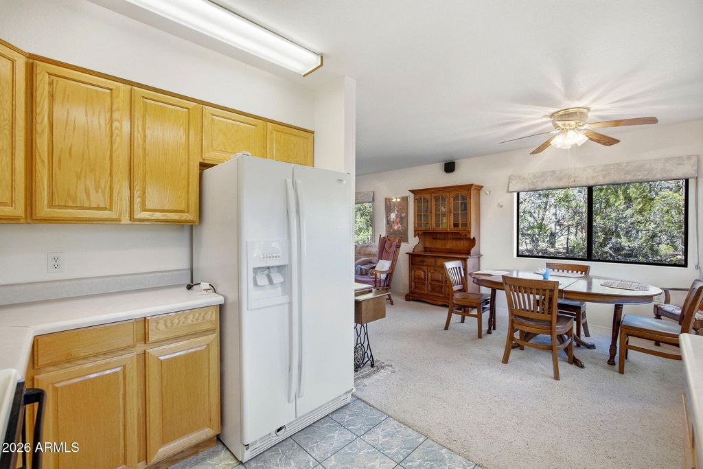 Image 12 of property listing at 1924 1924 Little Doe Trail, Overgaard, AZ 85933