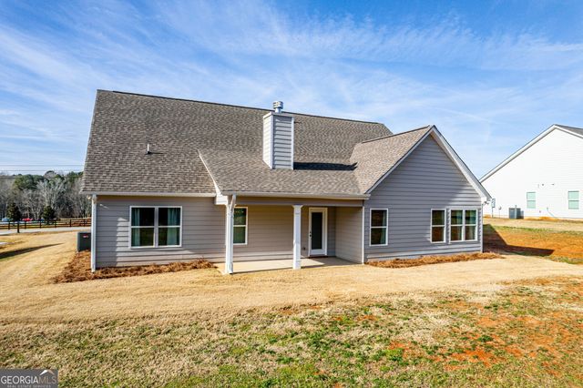 183 Loch Way, Eatonton, GA 31024