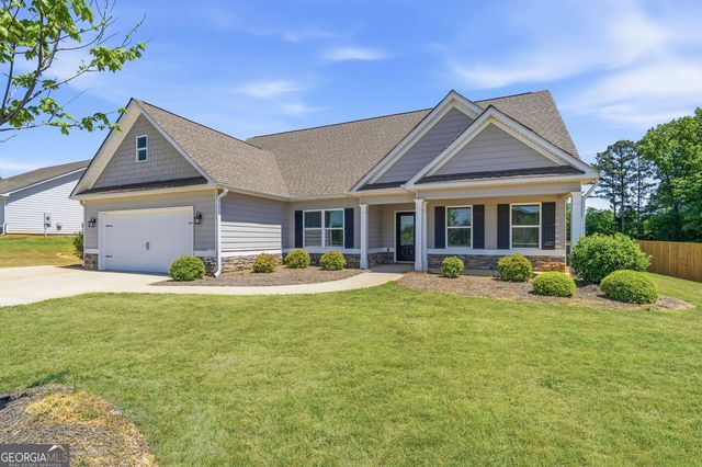 183 Loch Way, Eatonton, GA 31024