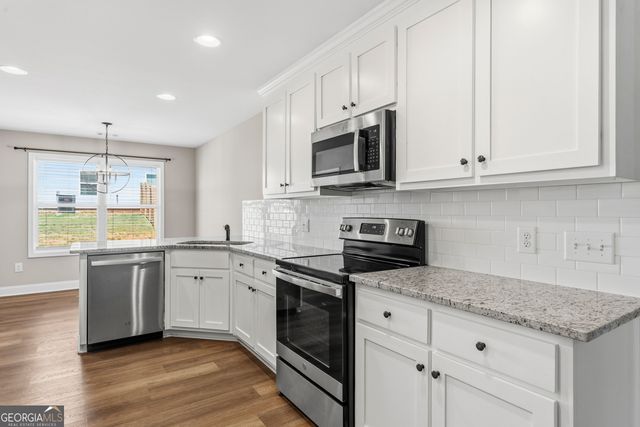 183 Loch Way, Eatonton, GA 31024