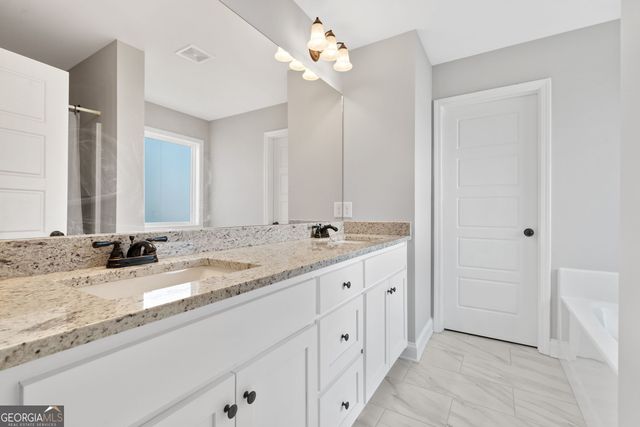 183 Loch Way, Eatonton, GA 31024
