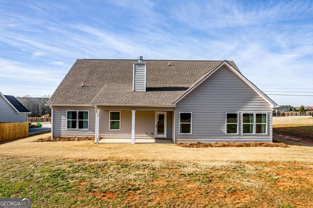 183 Loch Way, Eatonton, GA 31024