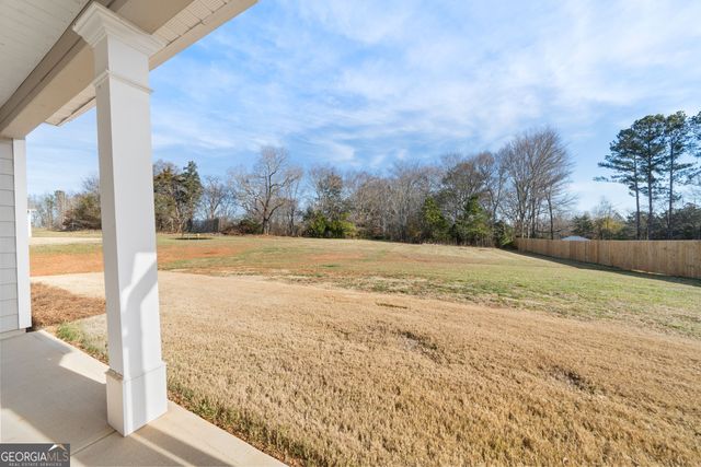 183 Loch Way, Eatonton, GA 31024