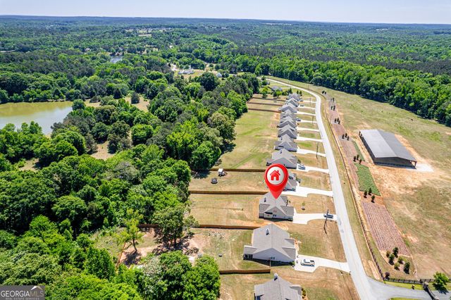 183 Loch Way, Eatonton, GA 31024