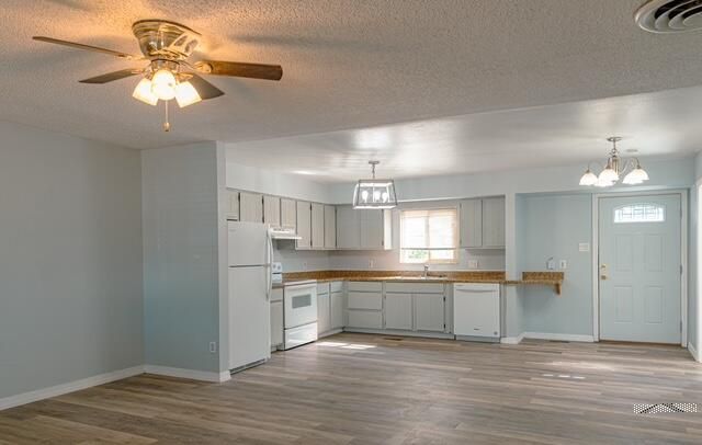 556 Pear St, Pueblo, CO 81005