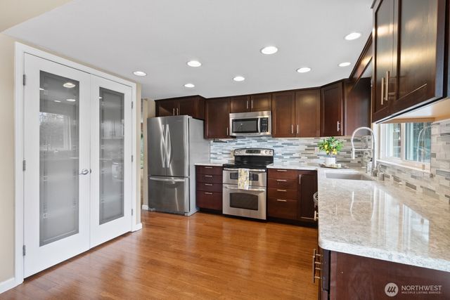 15106 Starr Place SE, Olalla, WA 98359