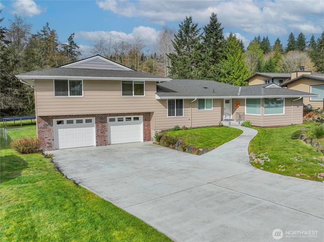15106 Starr Place SE, Olalla, WA 98359