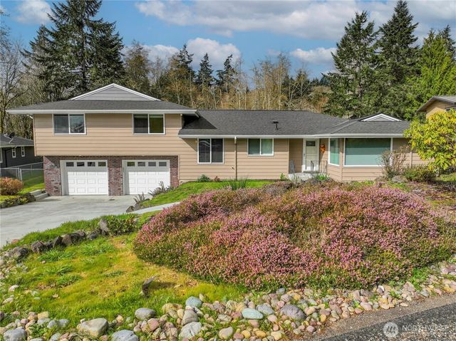 15106 Starr Place SE, Olalla, WA 98359