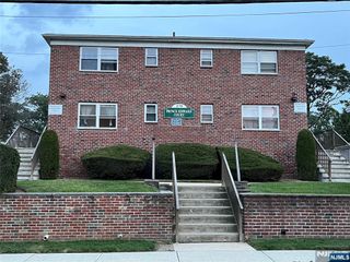 274 Park Street 5, Hackensack, NJ 07601