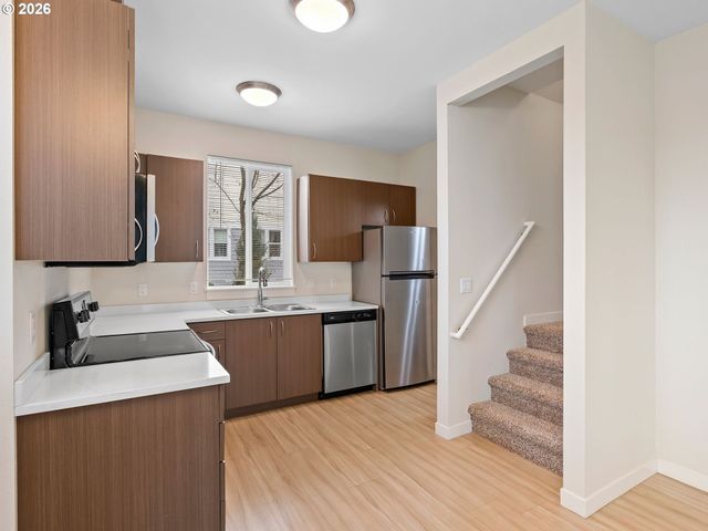 138 Ne 109TH Ave, Portland, OR 97220