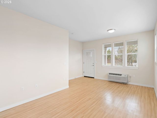 138 Ne 109TH Ave, Portland, OR 97220