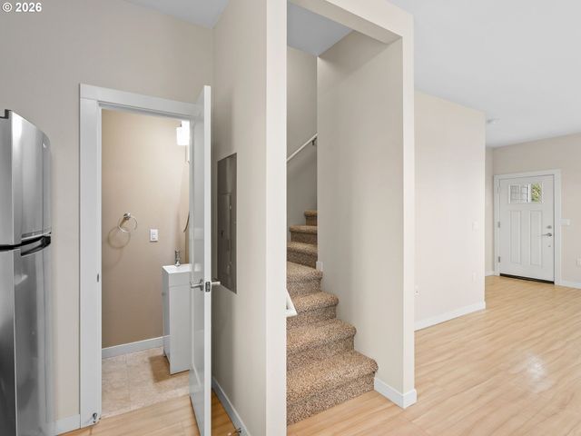 138 Ne 109TH Ave, Portland, OR 97220