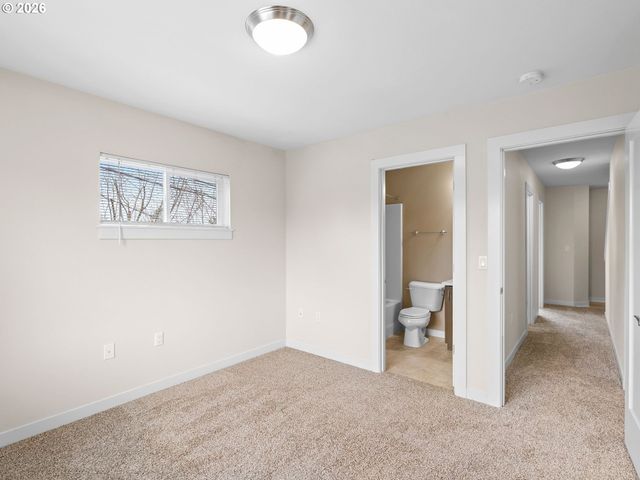 138 Ne 109TH Ave, Portland, OR 97220