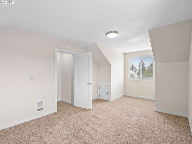 138 Ne 109TH Ave, Portland, OR 97220